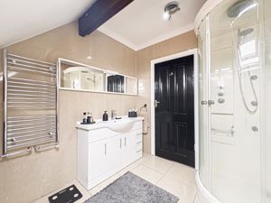 Photo 7- click for photo gallery